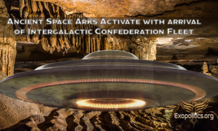 Mit der Ankunft der Flotte der Intergalaktischen Konföderation werden die antiken Weltraum-Archen aktiviert